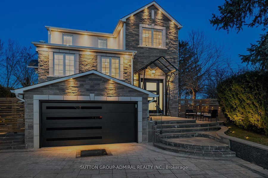 Clover Park Cres, Milton