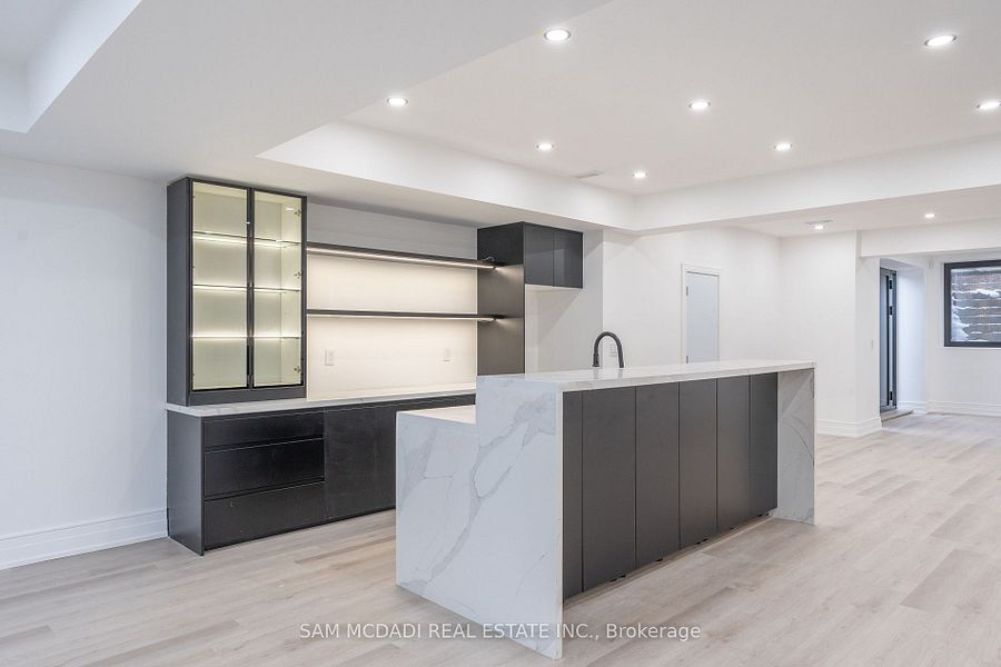 L3RycmViL2xpc3RpbmdzLzQxLzAzLzkzLzQ3L3AvODEwNzg4YmQtOTczNS00MDFlLWExZWMtMGEwZWZhZmEwOWZiLmpwZw